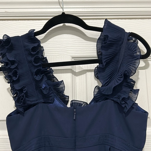 Lilly Pulitzer Amber Navy Ruffle Neckline Dress Size 2 - Picture 5 of 7